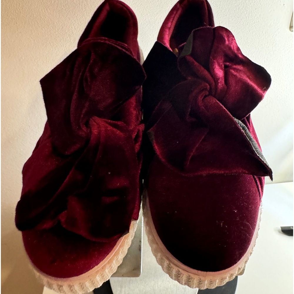 Pink Label Platform Faux Velour Burgundy Women’s shoes size 9